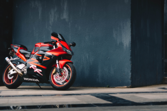 Teciomar Ábila revela os bastidores da Extreme Motors — onde inovação, velocidade e paixão se encontram.