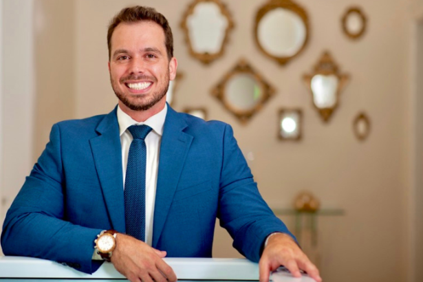 Entenda como identificar crédito estressado e, com Felipe Rassi, diferenciar esse cenário da inadimplência pontual na análise de carteira.